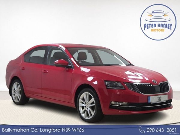 Skoda Octavia Hatchback, Petrol, 2018, Red