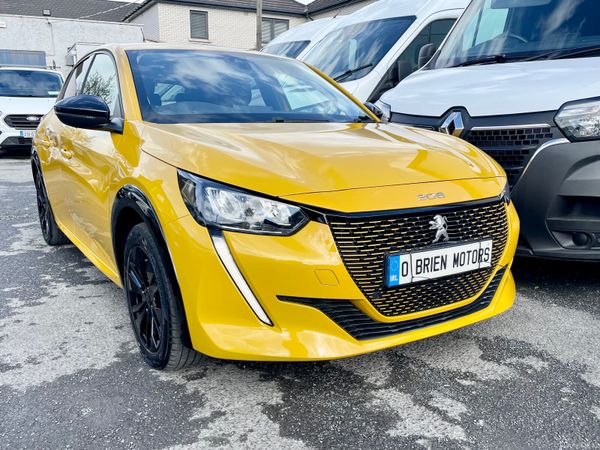 Peugeot 208 Hatchback, Electric, 2023, Yellow