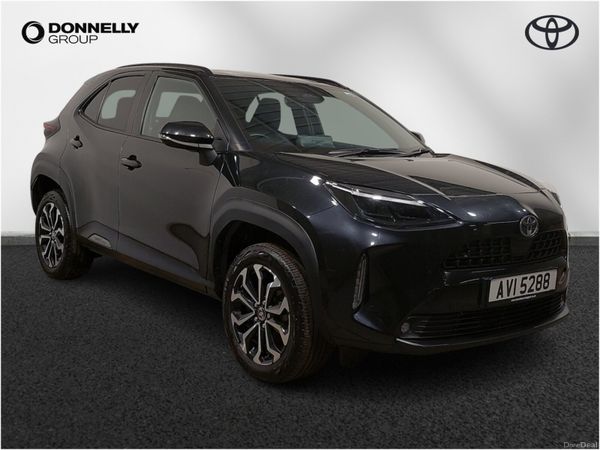 Toyota Yaris Cross Estate, Petrol Hybrid, 2024, Black