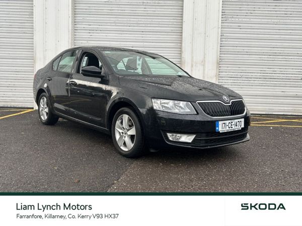 Skoda Octavia Saloon, Petrol, 2017, Black