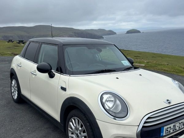 Mini Cooper Hatchback, Diesel, 2015, White