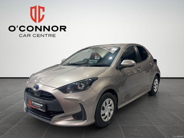 Toyota Yaris Hatchback, Petrol Hybrid, 2022, Brown