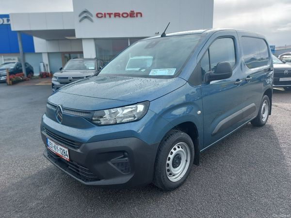 Citroen Berlingo Van, Diesel, 2025, Blue
