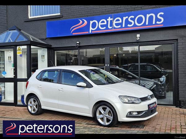 Volkswagen Polo Hatchback, Petrol, 2016, White