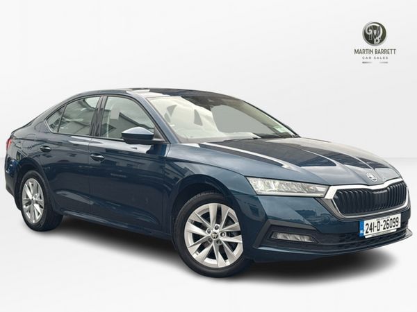 Skoda Octavia Saloon, Diesel, 2024, Blue