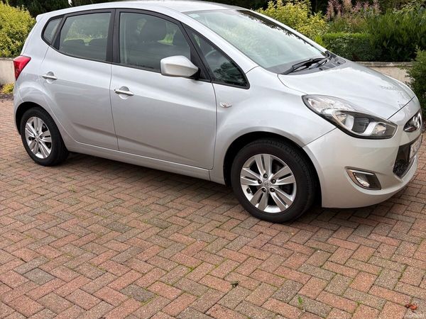 Hyundai ix20 MPV, Petrol, 2014, Silver