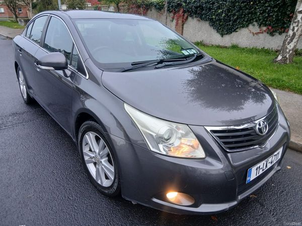 Toyota Avensis Saloon, Diesel, 2011, Grey