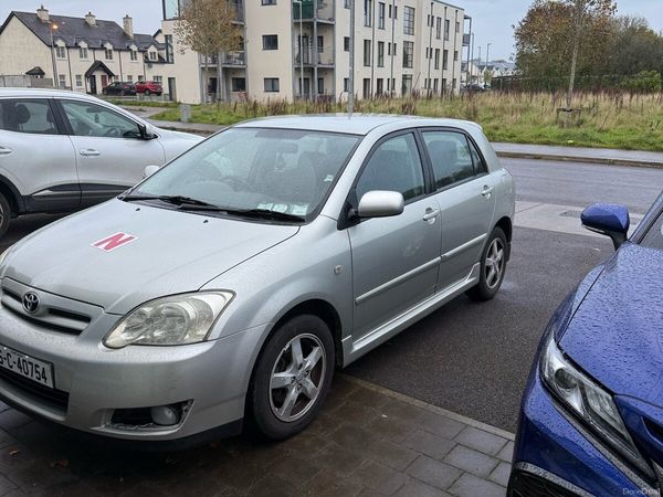 Toyota Corolla Hatchback, Diesel, 2006, Silver