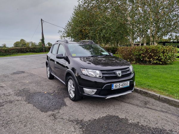 Dacia Sandero Stepway Hatchback, Diesel, 2016, Black