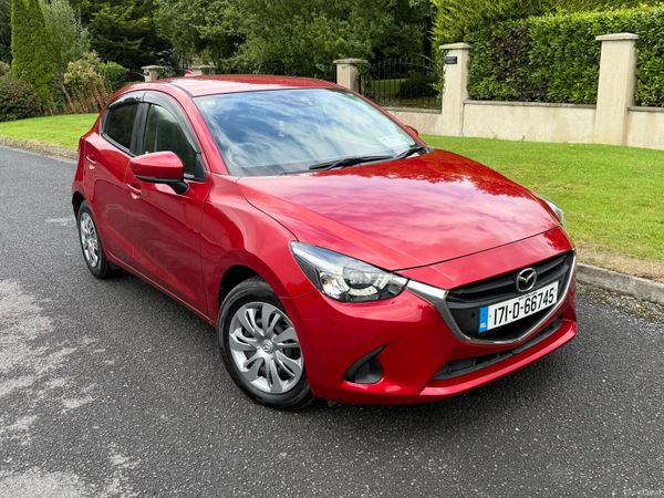 Mazda Demio MPV, Petrol, 2017, Red