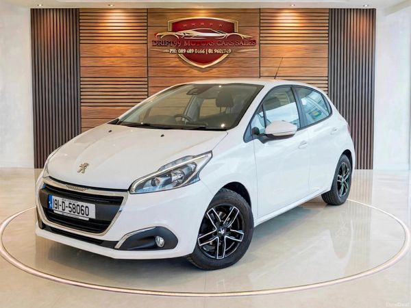 Peugeot 208 Hatchback, Petrol, 2019, White