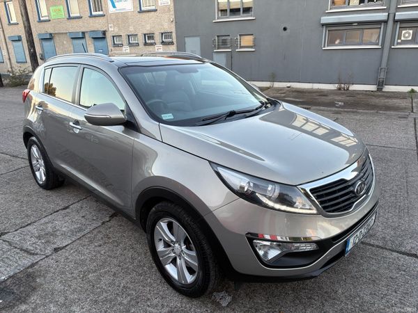Kia Sportage SUV, Diesel, 2012, Silver
