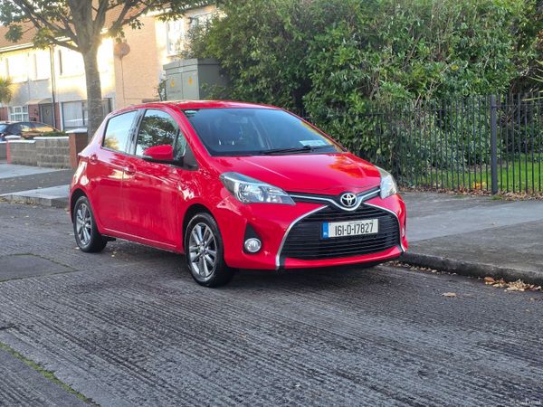 Toyota Yaris Hatchback, Petrol, 2016, Red