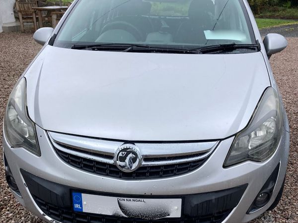 Vauxhall Corsa Hatchback, Petrol, 2012, Silver