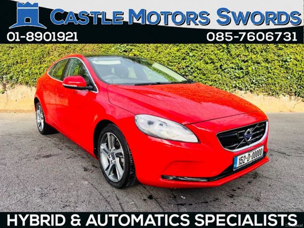 Volvo V40 Hatchback, Diesel, 2015, Red