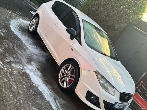 SEAT Ibiza Hatchback, Diesel, 2010, White