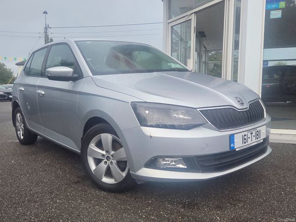 Skoda Fabia Hatchback, Petrol, 2016, Silver