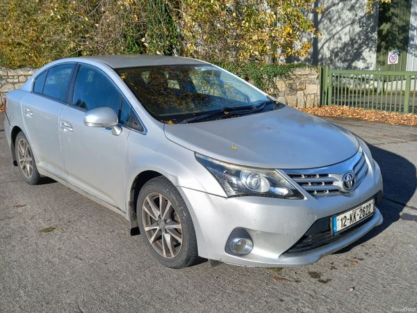 Toyota Avensis Saloon, Diesel, 2012, Silver