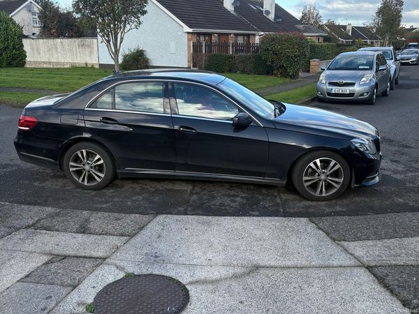 Mercedes-Benz E-Class Saloon, Diesel, 2015, Black
