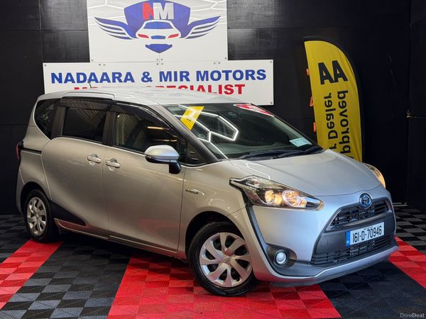 Toyota Sienta MPV, Petrol Hybrid, 2016, Silver