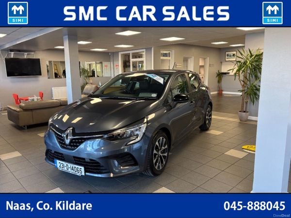 Renault Clio Hatchback, Petrol, 2023, Grey