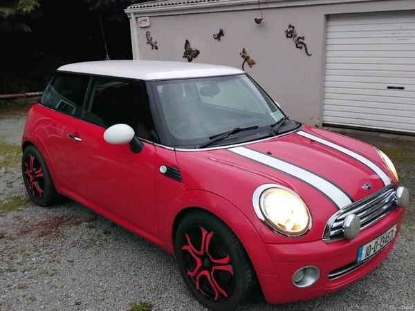 Mini Cooper Hatchback, Petrol, 2010, Red