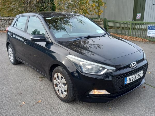 Hyundai i20 Hatchback, Petrol, 2014, Black