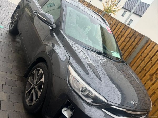 Kia Stonic Estate/Jeep, Petrol, 2019, Grey