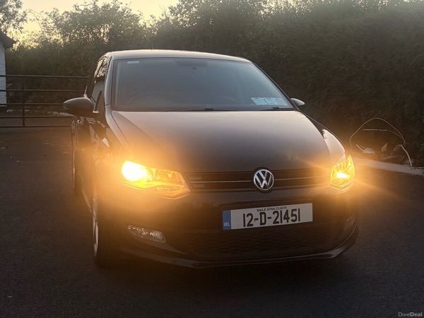 Volkswagen Polo Hatchback, Petrol, 2012, Black