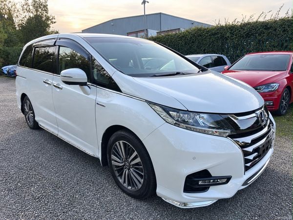 Honda Odyssey MPV, Petrol Hybrid, 2018, White