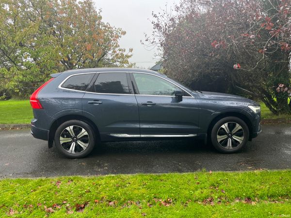 Volvo XC60 SUV, Diesel, 2022, Blue