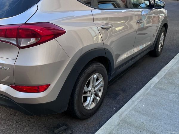 Hyundai Tucson SUV, Diesel, 2018, Beige