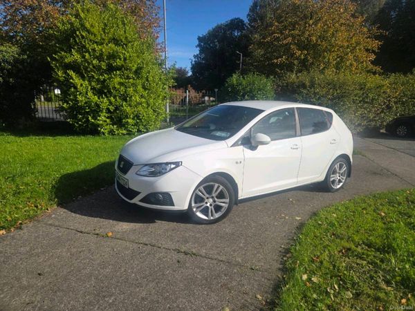 SEAT Ibiza Hatchback, Petrol, 2010, White