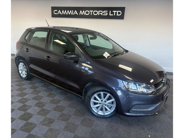 Volkswagen Polo Hatchback, Petrol, 2015, Grey
