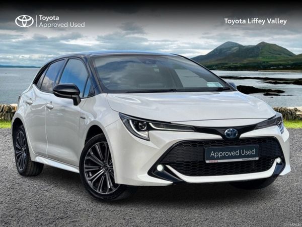 Toyota Corolla Hatchback, Petrol Hybrid, 2019, White