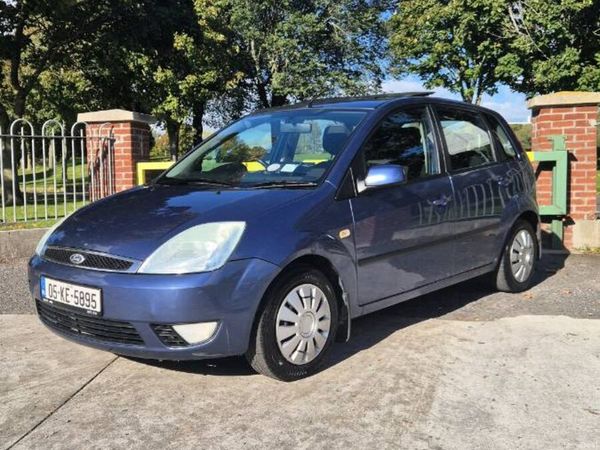 Ford Fiesta Hatchback, Petrol, 2005, Blue