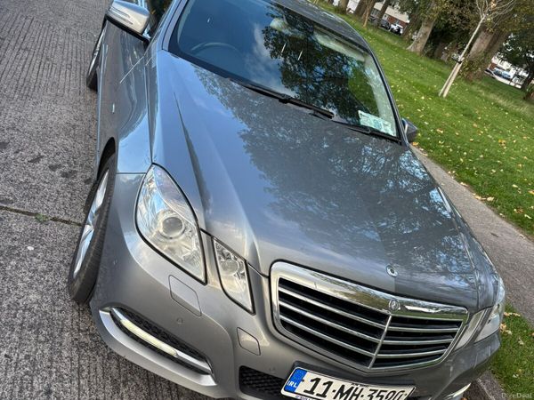 Mercedes-Benz E-Class Saloon, Diesel, 2011, Silver