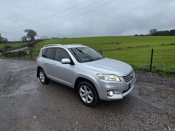 Toyota RAV4 SUV, Diesel, 2012, Silver