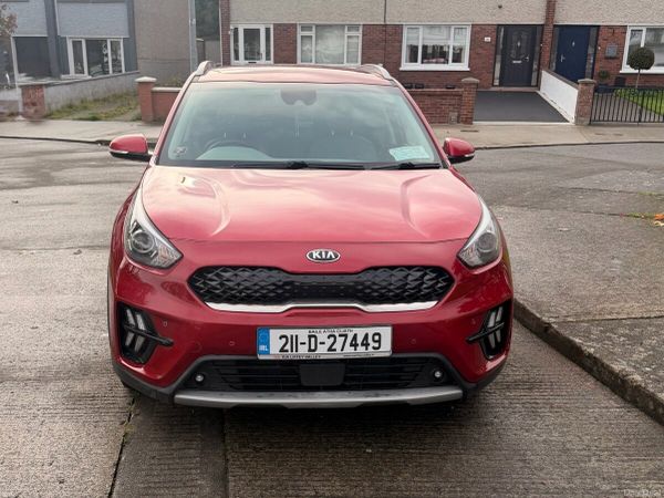 Kia Niro SUV, Petrol Plug-in Hybrid, 2021, Red