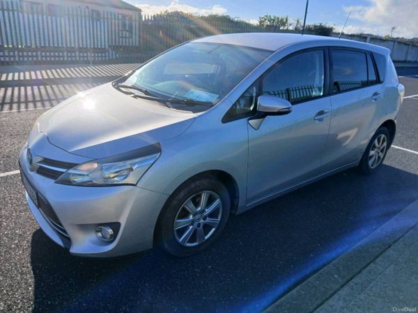 Toyota Verso MPV, Diesel, 2015, Silver