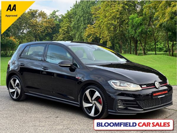 Volkswagen Golf Hatchback, Petrol, 2018, Black