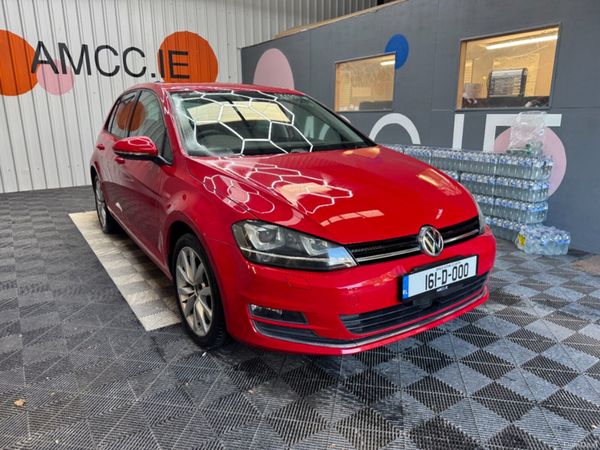 Volkswagen Golf Hatchback, Petrol, 2016, Red