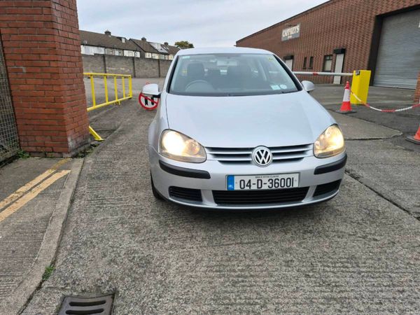 Volkswagen Golf Hatchback, Petrol, 2004, Silver