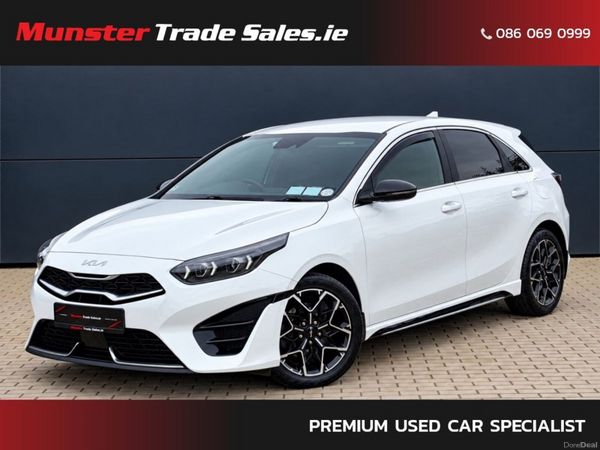 Kia Ceed Hatchback, Diesel Hybrid, 2023, White