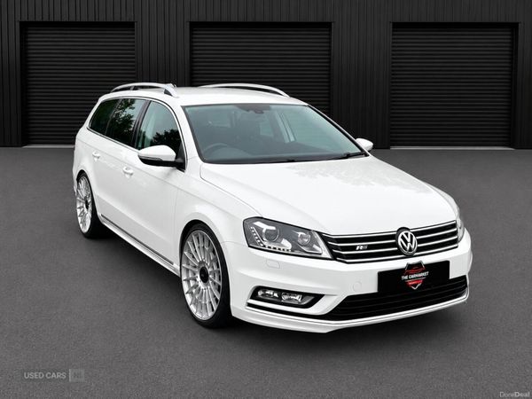 Volkswagen Passat , Petrol, 2015, White