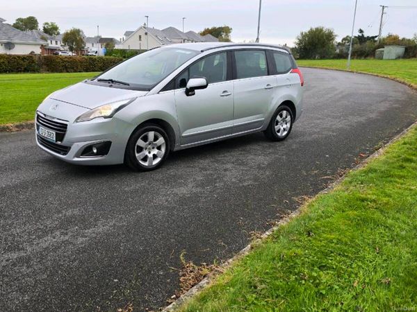 Peugeot 5008 MPV, Diesel, 2015, Silver