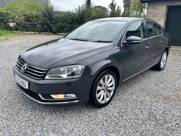 Volkswagen Passat Saloon, Diesel, 2012, Grey
