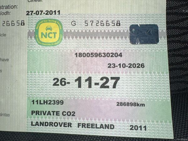 Land Rover Freelander SUV, Diesel, 2011, Silver