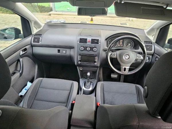 Volkswagen Touran MPV, Diesel, 2014, Black