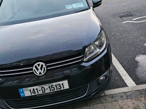 Volkswagen Touran MPV, Diesel, 2014, Black